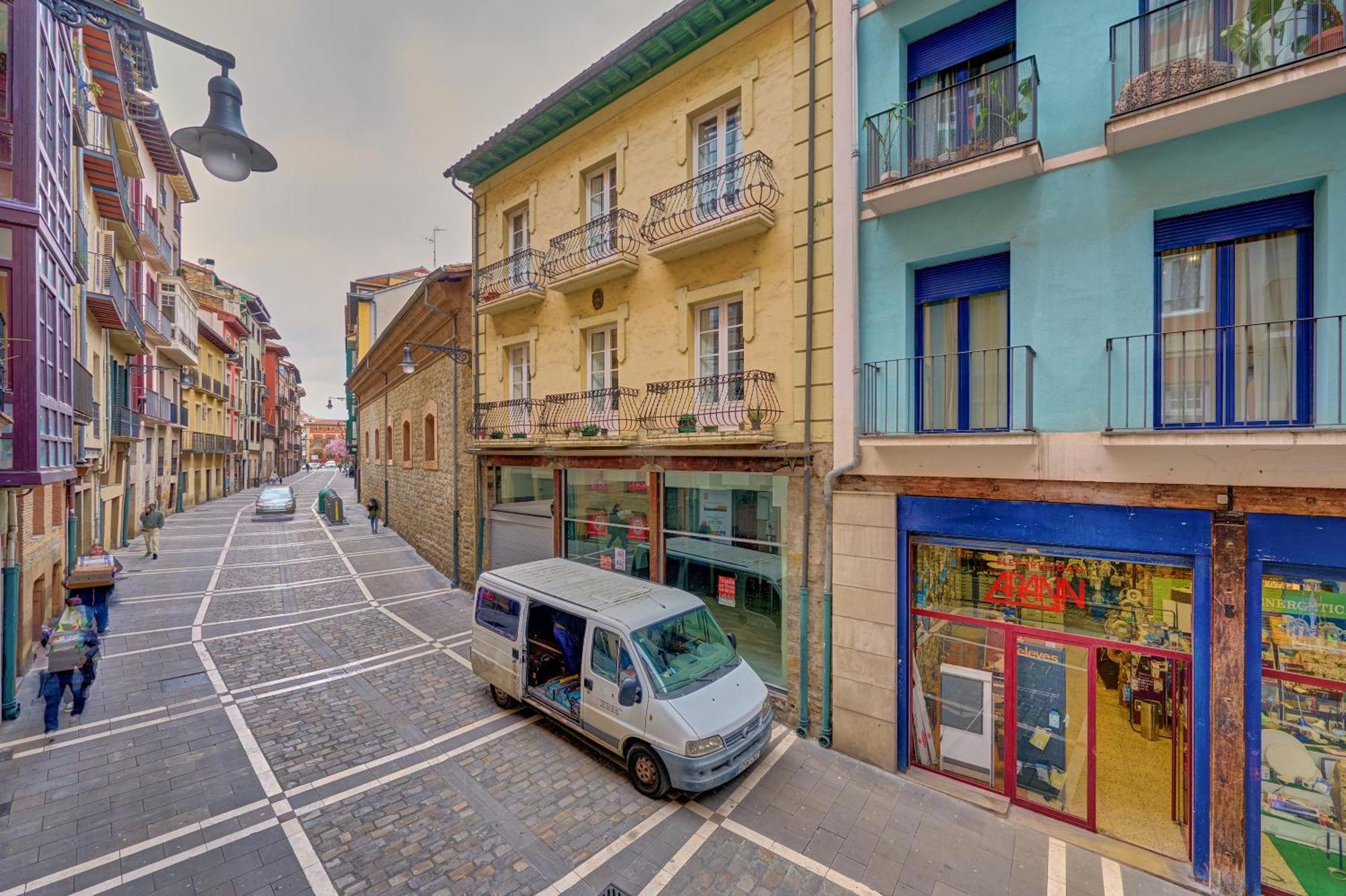 Casa Andrea By Clabao Lejlighed Pamplona Eksteriør billede